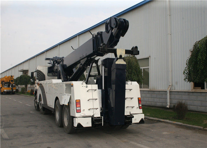 KaiFan Heavy Duty VOLVO Chassis Road Wrecker Truck 8x4 Drive 99 Km/H