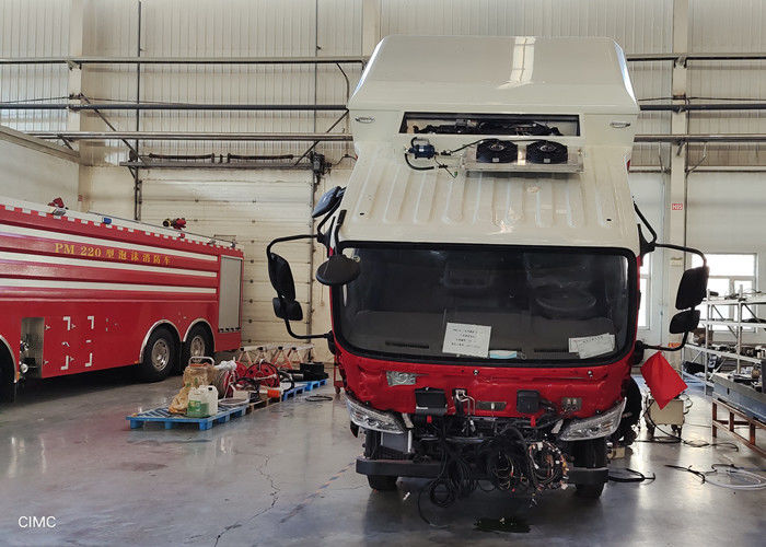 4x2 Drive 309kw 1800L Water Class B Foam Fire Trucks