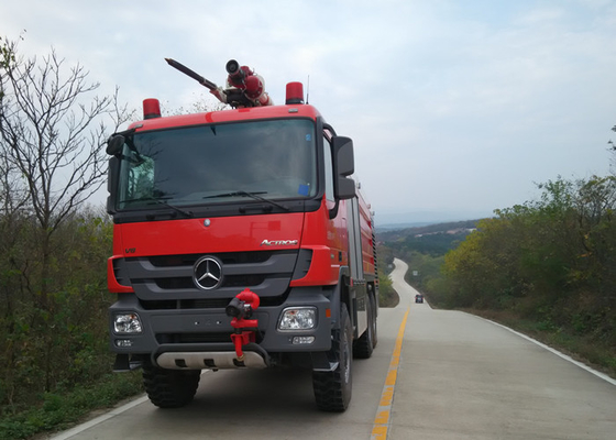 G.V.W 33 Tấn Mercedes Benz ARFF Xe cứu hỏa sân bay 580HP 6x6 Drive